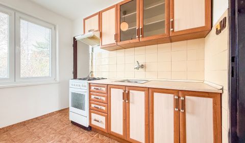 Eladó 3 szobás lakás, 3 szobás lakás, Hrabovská, Trenčín, Szlovákia
