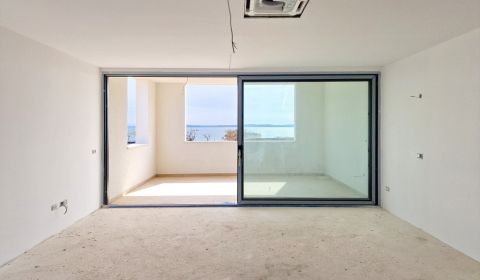 HORVÁTORSZÁG -Tágas apartman tengerre néző kilátással- PRIVLAKA, ZADAR