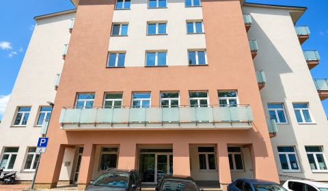 Eladó 3 szobás lakás, 3 szobás lakás, Smreková, Zvolen, Szlovákia