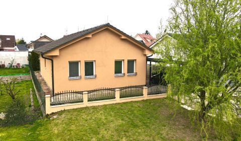 Eladó Családi ház, Családi ház, Za zbrojnicou, Senica, Szlovákia
