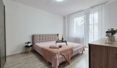 Eladó 2 szobás lakás, 2 szobás lakás, Banská Štiavnica, Szlovákia
