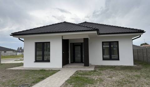 Eladó Családi ház, Családi ház, FLORIDA VILLA PARK, Dunajská Streda, S