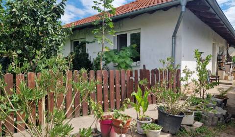 Eladó Családi ház, Családi ház, Dunajská Streda, Szlovákia