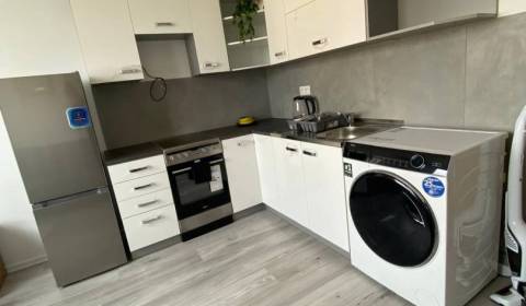 Kiadó 2 szobás lakás, 2 szobás lakás, Dunajská Streda, Szlovákia