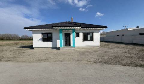 Eladó Családi ház, Családi ház, Dunajská Streda, Szlovákia