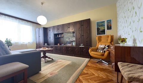 Eladó 3 szobás lakás, 3 szobás lakás, Levice, Szlovákia