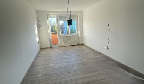 Eladó 2 szobás lakás, 2 szobás lakás, Mederčská, Komárno, Szlovákia