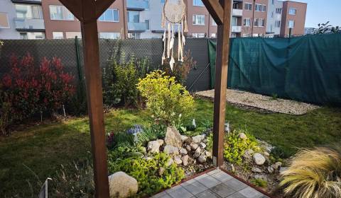 Eladó 2 szobás lakás, 2 szobás lakás, Jaseňová, Senec, Szlovákia