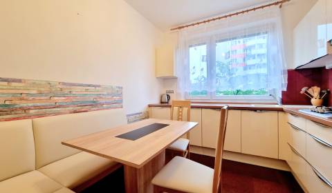 Kiadó 3 szobás lakás, 3 szobás lakás, Jamnického, Bratislava - Karlova