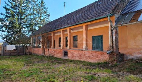 Eladó Családi ház, Családi ház, Nové Zámky, Szlovákia