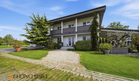 Eladó Családi ház, Családi ház, Dunajská Streda, Szlovákia