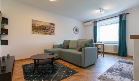 Kiadó 3 szobás lakás, 3 szobás lakás, Miletičova, Bratislava - Ružinov