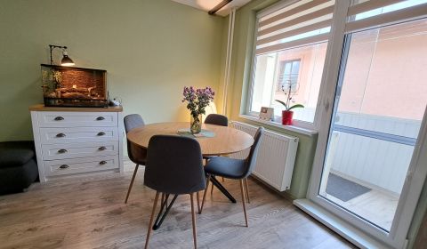 Kiadó 3 szobás lakás, 3 szobás lakás, Popradskej brigády, Poprad, Szlo