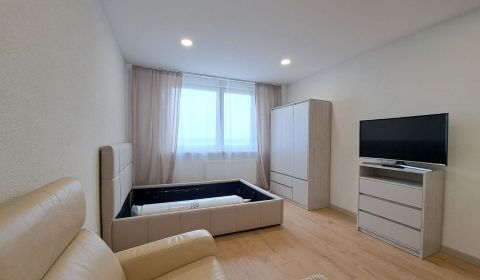 Kiadó 1 szobás lakás, 1 szobás lakás, Poprad, Szlovákia