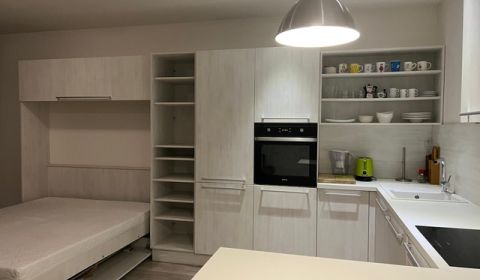 Eladó 1 szobás lakás, 1 szobás lakás, Dunajská, Bratislava - Staré Mes