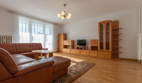 Kiadó 3 szobás lakás, 3 szobás lakás, M.Schneidra Trnavského, Bratisla