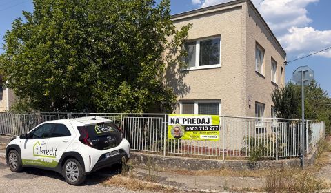 Eladó Családi ház, Családi ház, Zlaté Moravce, Szlovákia