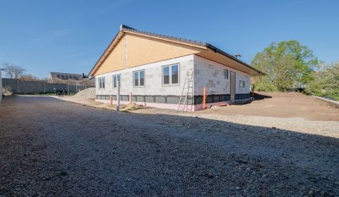 Eladó Családi ház, Családi ház, Nitra, Szlovákia