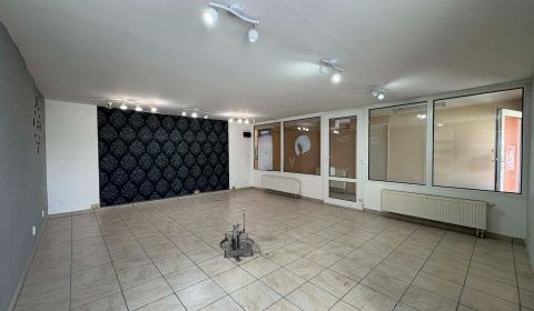 Kiadó Üzlethelység, Üzlethelység, Komárno, Szlovákia
