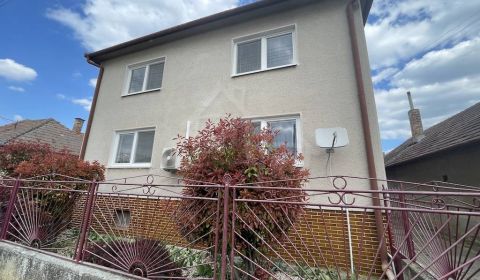 Eladó Családi ház, Családi ház, Nové Zámky, Szlovákia