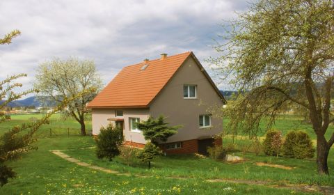 Eladó Családi ház, Családi ház, Bytča, Szlovákia