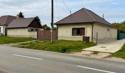 Eladó Családi ház, Családi ház, Hlohovecká, Galanta, Szlovákia