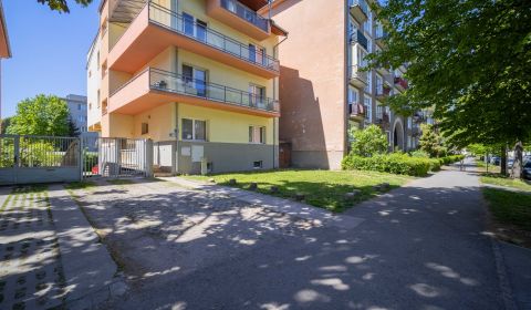 Eladó 3 szobás lakás, 3 szobás lakás, Tolstého, Košice - Sever, Szlová