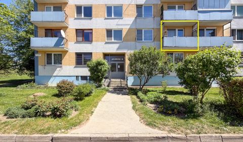 Eladó 2 szobás lakás, 2 szobás lakás, Javorová, Nitra, Szlovákia