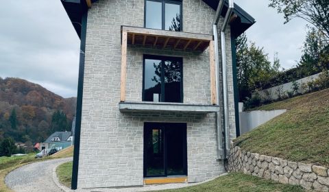 Eladó 3 szobás lakás, 3 szobás lakás, Brezno, Szlovákia