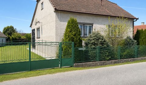 Eladó Családi ház, Családi ház, Senica, Szlovákia