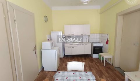 Eladó 2 szobás lakás, Žiar nad Hronom, Szlovákia