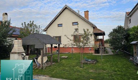 Eladó Családi ház, Családi ház, Tureň, Senec, Szlovákia