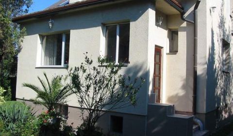 Eladó Családi ház, Családi ház, Na vrátkach, Bratislava - Dúbravka, Sz