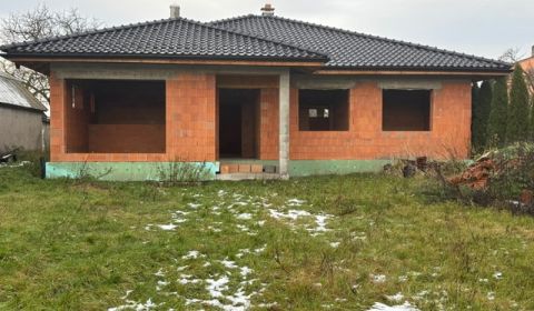 Eladó Családi ház, Családi ház, Michalovce, Szlovákia