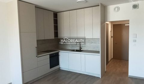 Eladó 1 szobás lakás, Bratislava - Staré Mesto, Szlovákia