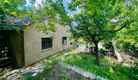 Eladó Családi ház, Családi ház, Búdková, Bratislava - Staré Mesto, Szl