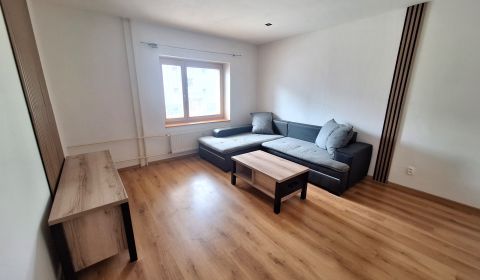 Kiadó 2 szobás lakás, 2 szobás lakás, Majakovského, Prešov, Szlovákia