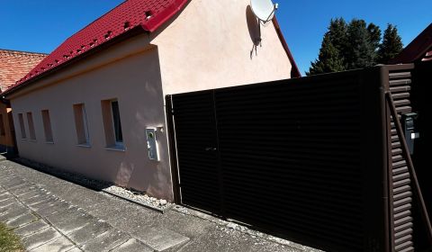 Eladó Családi ház, Családi ház, Mikulášov, Senica, Szlovákia