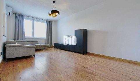 Eladó 3 szobás lakás, 3 szobás lakás, Nitra, Szlovákia