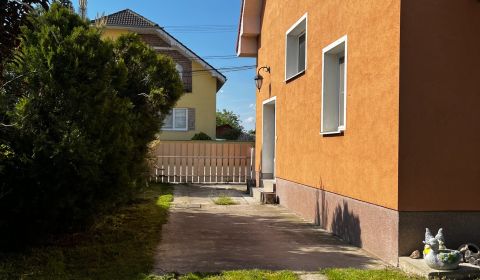 Eladó Családi ház, Családi ház, Komárno, Szlovákia