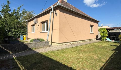Eladó Családi ház, Családi ház, Nitra, Szlovákia
