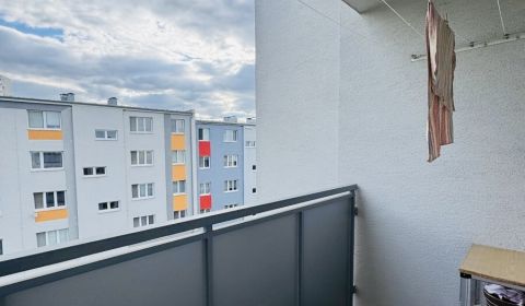 Eladó 3 szobás lakás, 3 szobás lakás, Za poštou , Hlohovec, Szlovákia