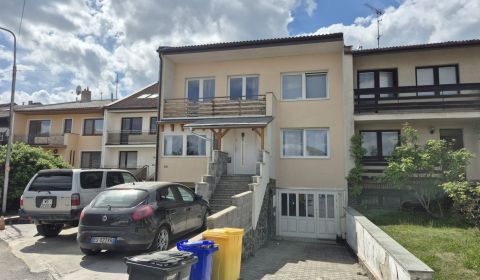 Kiadó 3 szobás lakás, 3 szobás lakás, Piešťanská, Košice - Západ, Szlo