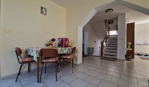 Eladó Családi ház, Családi ház, Záhradná, Senica, Szlovákia