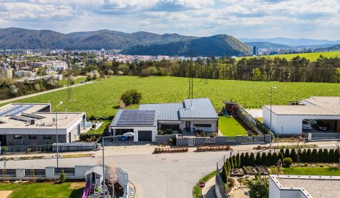 Eladó Családi ház, Családi ház, Pod Vysielačom, Banská Bystrica, Szlov