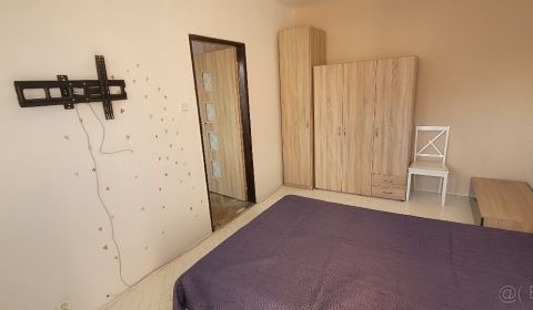 Eladó 2 szobás lakás, 2 szobás lakás, Kuzmányho, Topoľčany, Szlovákia