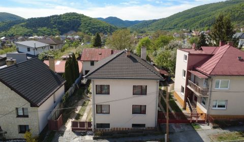 Eladó Családi ház, Családi ház, Banská Bystrica, Szlovákia