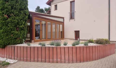 Kiadó Családi ház, Családi ház, Kláštorská, Nitra, Szlovákia