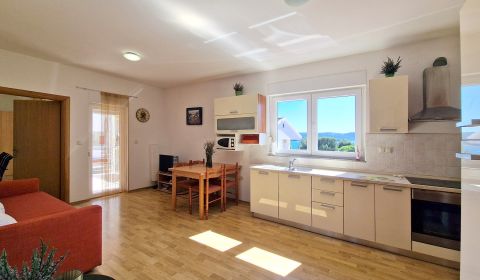 HORVÁTORSZÁG - Apartman 120 m-re a strandtól - Sv. Petar na Moru