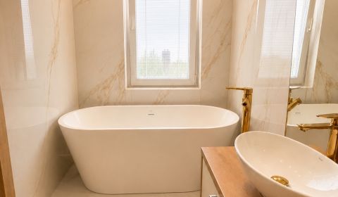 Eladó 3 szobás lakás, 3 szobás lakás, Meštianska ul., Komárno, Szlovák